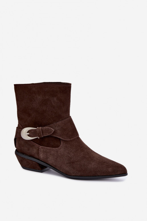 Botins isolados Serenelle em estilo cowboy em camurça sintética castanha