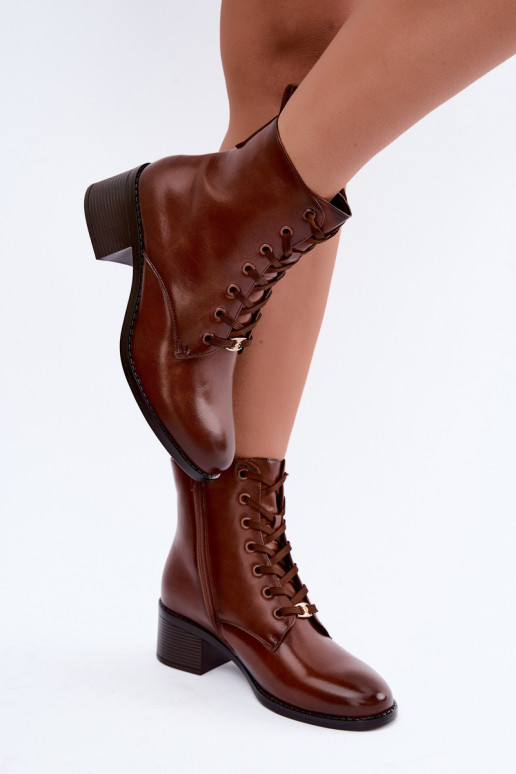 Botins isolados com atacadores Klocke castanhos Florisse