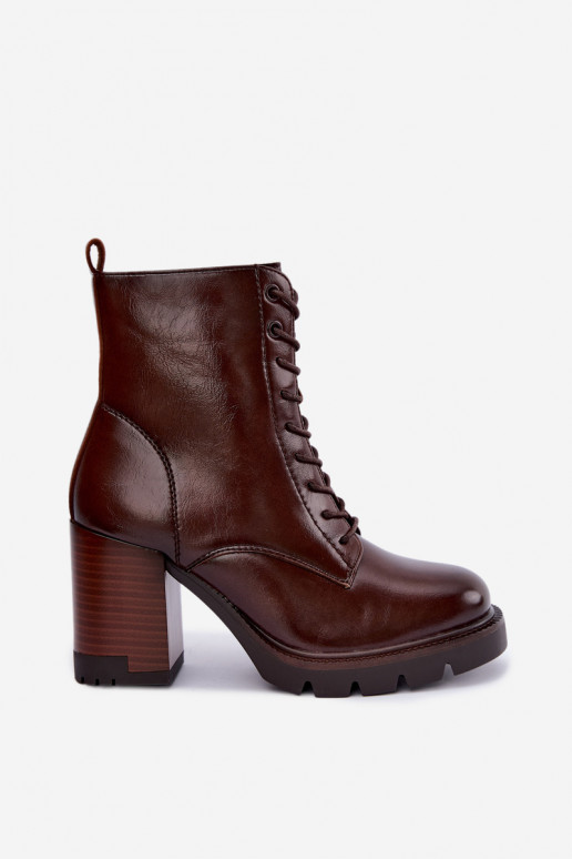 Botins isolados com salto castanho escuro Isalys
