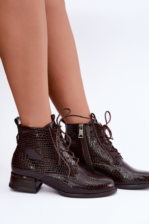 Botins isolados com efeito verniz e relevo Vinceza 58659 chocolate