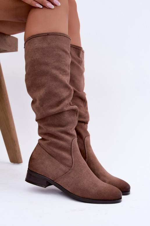Botas isoladas enrugadas acima do joelho com salto largo cor de areia Vinceza 58669