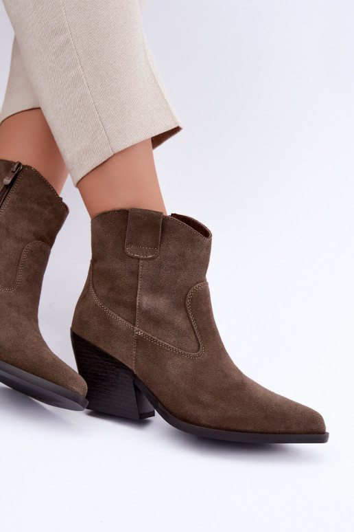 Botas de camurça caqui estilo cowboy com saltos Tirabelle