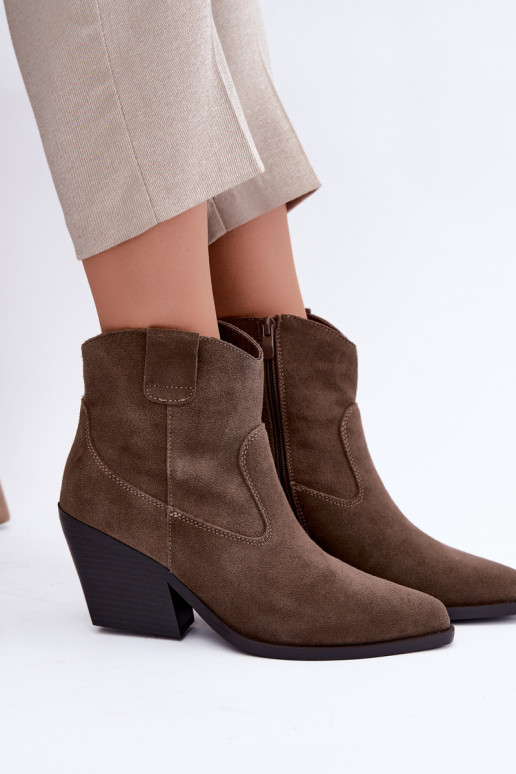 Botas de camurça caqui estilo cowboy com saltos Tirabelle