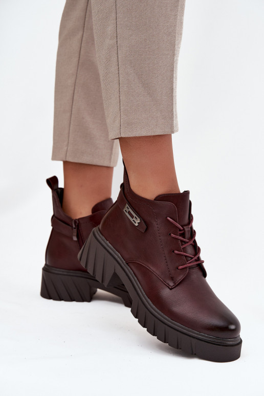 Botins baixos quentes femininos com saltos decorados bordô Therisse