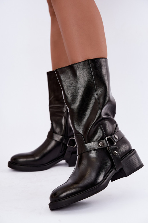Botins aquecidos com tiras decorativas na cor preta Galdine