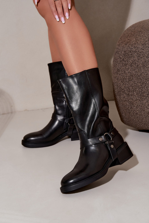 Botins aquecidos com tiras decorativas na cor preta Galdine
