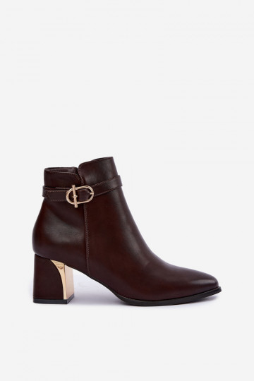 Botins femininos com tiras decorativas e fivelas na cor chocolate Kordelia 2
