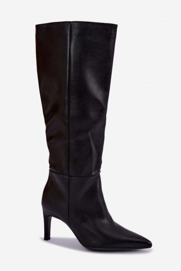 Botas altas aquecidas com babados e saltos na cor preta Rodeline