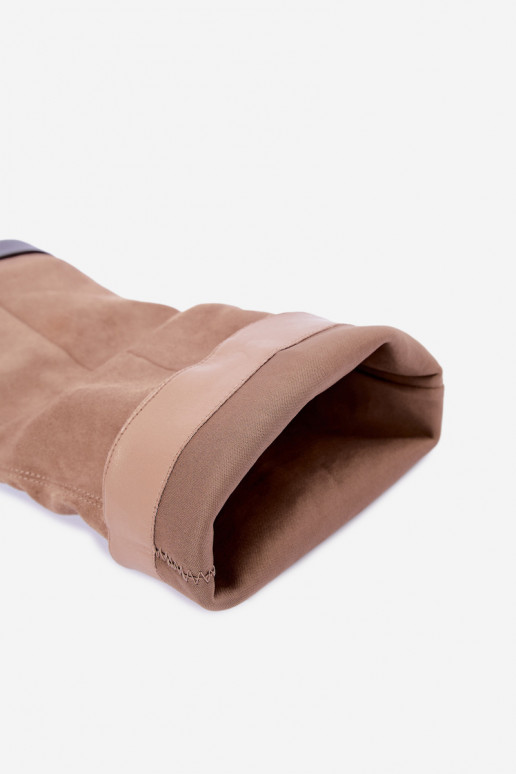 Botas altas slip-on com saltos largos na cor areia Cadorine