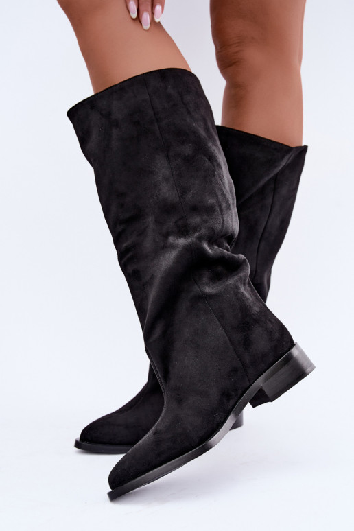 Botas altas slip-on com saltos largos na cor preta Cadorine