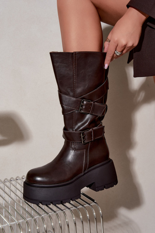 Botas altas com plataforma e tiras na cor chocolate Delsenne