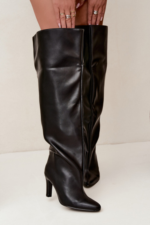 Botas altas slip-on femininas com saltos pontudos acima do joelho na cor preta Emorine