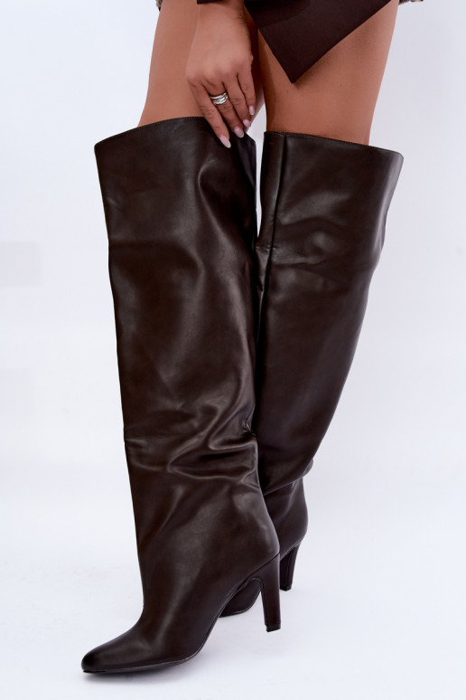 Botas altas slip-on femininas com saltos pontudos acima do joelho na cor chocolate Emorine