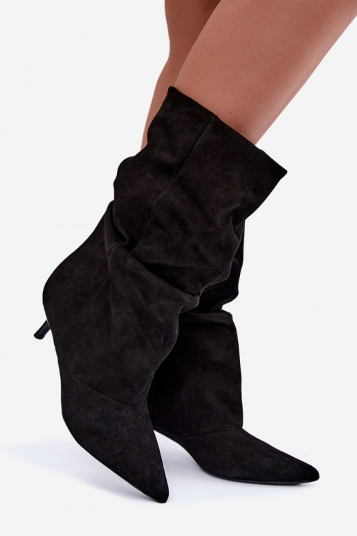 Botins Slouchy slip-on com saltos na cor preta Falisette