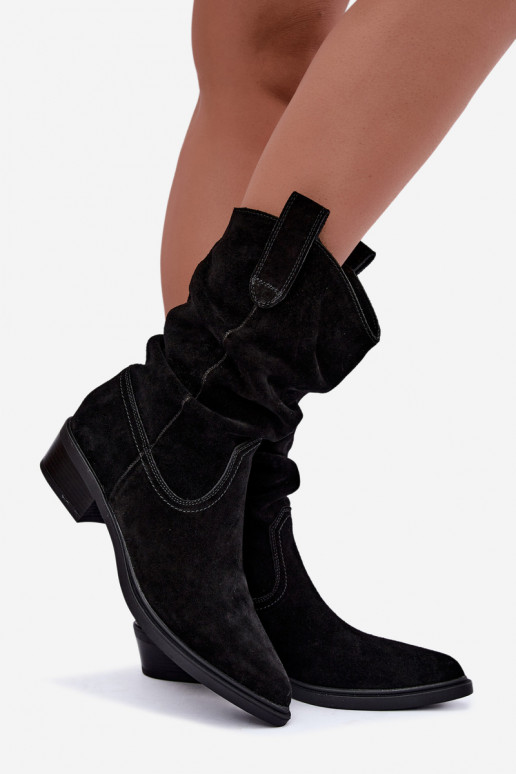 Botins de estilo cowboy pretos em camurça sintética isolados Sergio Leone BT-16