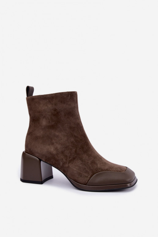 Botas de camurça chaki isoladas com saltos Artiker 59C1297