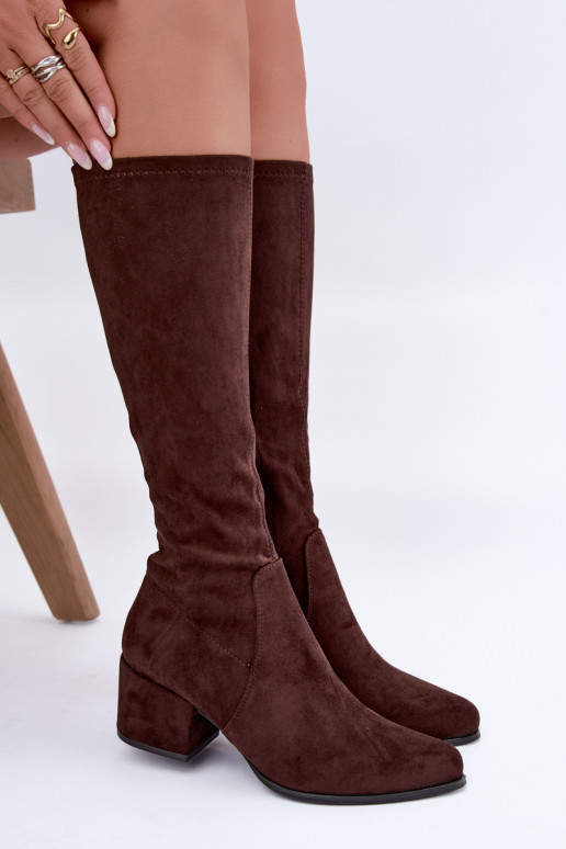 Botas altas femininas com saltos baixos em camurça sintética cor chocolate Sergio Leone KZ212
