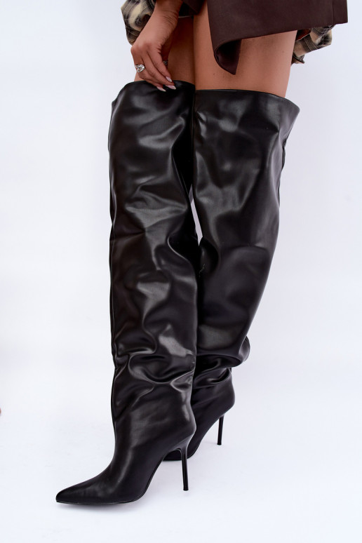 botas altas femininas com saltos finos acima do joelho na cor preta Aderelle