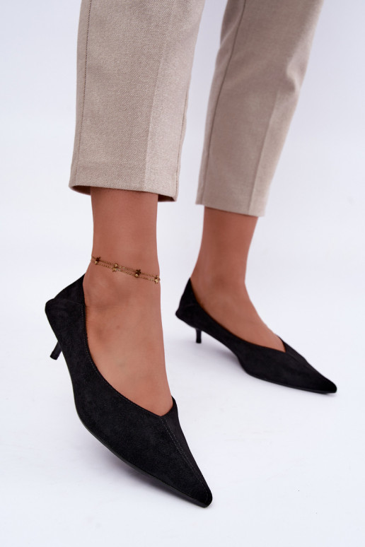 sapatos de salto baixo na cor preta Joresta