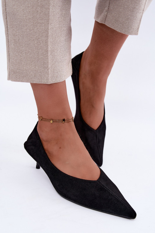 sapatos de salto baixo na cor preta Joresta