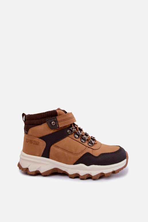 Botas marrons isoladas para crianças com Velcro Big Star UU374005