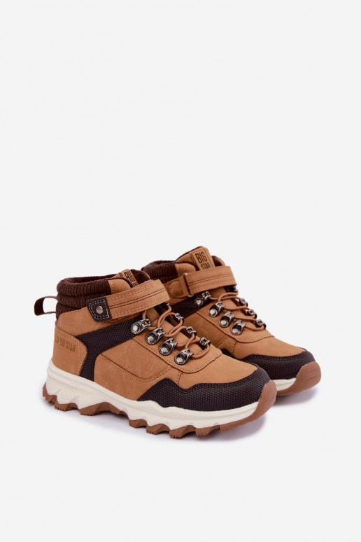 Botas marrons isoladas para crianças com Velcro Big Star UU374005