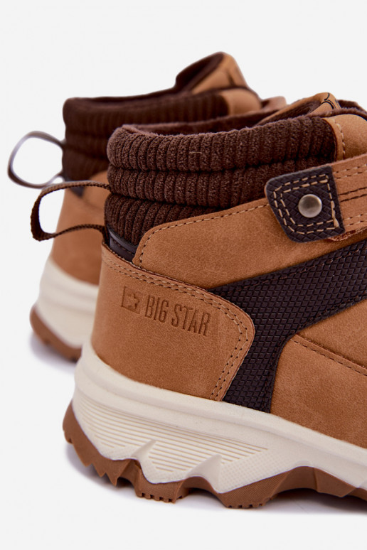 Botas marrons isoladas para crianças com Velcro Big Star UU374005