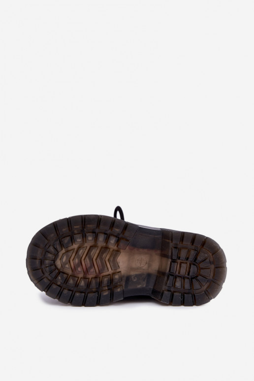 Botins infantis com efeito verniz, forrados, com corações Selmora