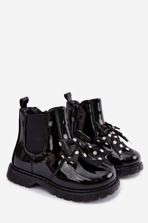 Botins infantis forrados com efeito verniz, com fitas, pretos Keralyn