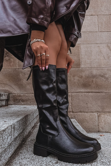 botas altas femininas em couro sintético preto Oceana