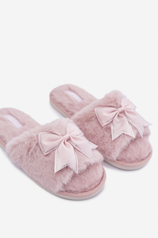 chinelo com pelo e laços na cor rosa Fiamelle