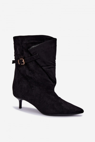 Botins de salto baixo com fivelas na cor preta Canelisse