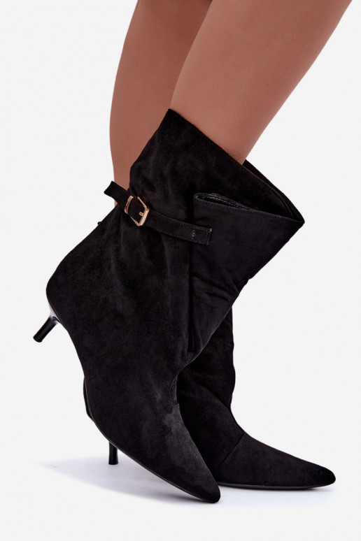 Botins de salto baixo com fivelas na cor preta Canelisse