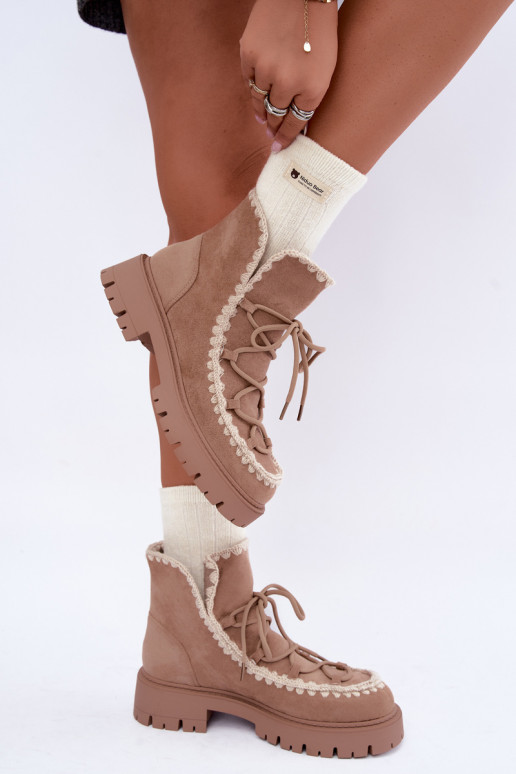 Botas de neve com detalhes elegantes na cor areia Cariselle