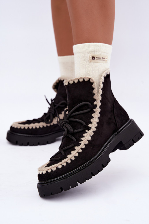 Botas de neve com detalhes elegantes na cor preta Cariselle