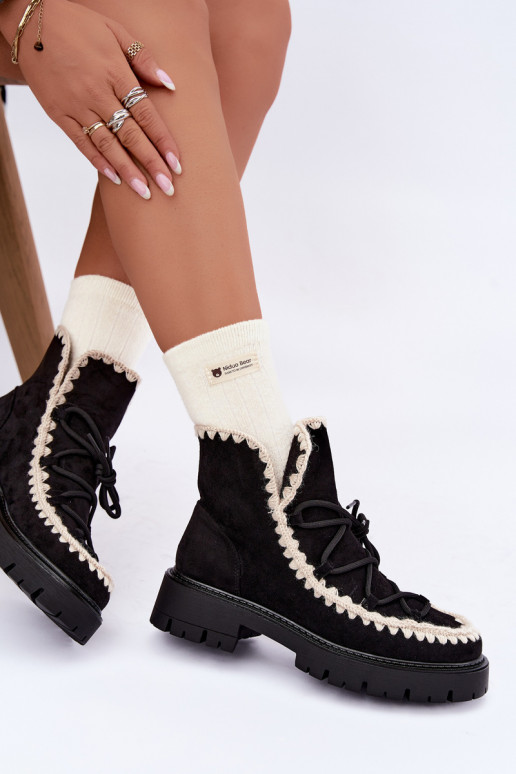 Botas de neve com detalhes elegantes na cor preta Cariselle