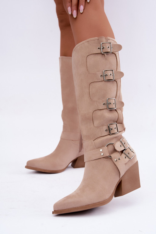 Botas altas de estilo cowboy com saltos e fivelas na cor marfim Fivelle