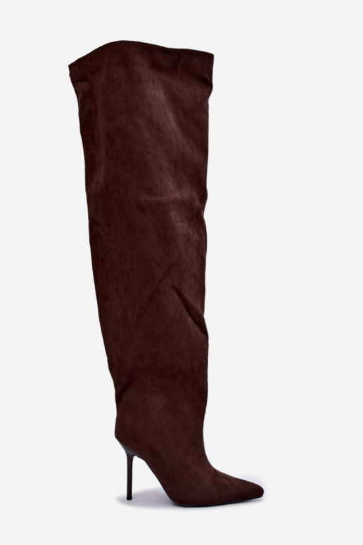 Botas femininas acima do joelho com saltos finos na cor marrom Aderelle