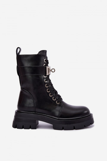 Botins de trabalho isolados com saltos decorados na cor preta Ardelisse 2