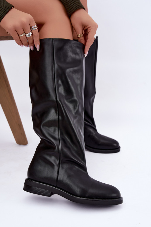 Botas acima do joelho com saltos largos na cor preta Pavellea