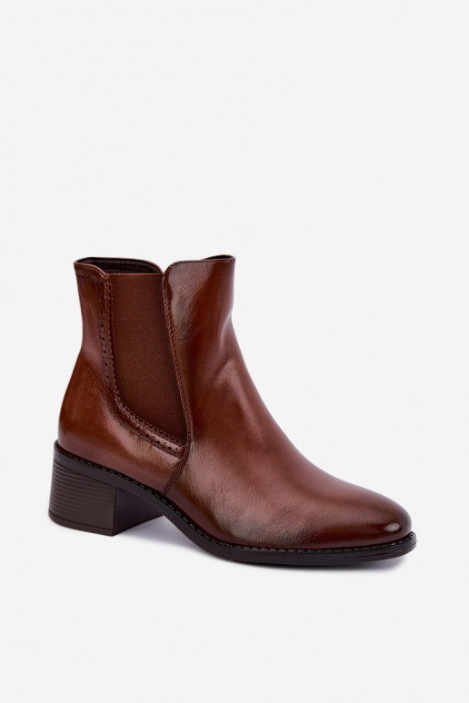 Botins elegantes femininos na cor marrom Dalmora