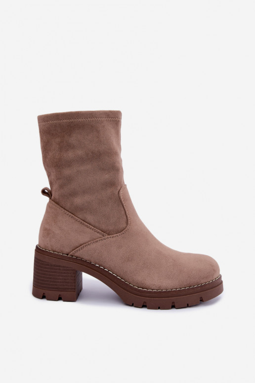 Botins femininos na cor areia Meldrenelle