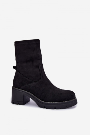 Botins femininos na cor preta Meldrenelle