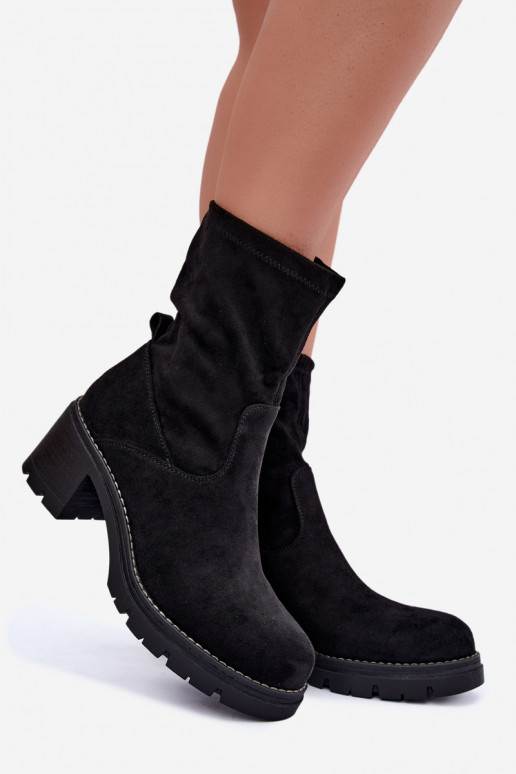 Botins femininos na cor preta Meldrenelle