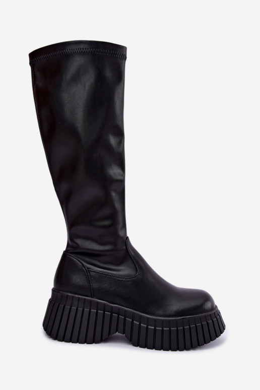 Botas pretas até o joelho com plataforma Haldora