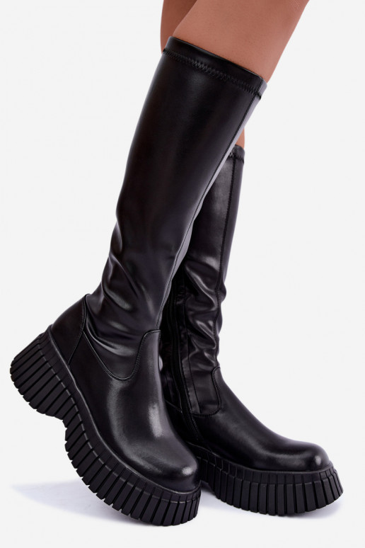 Botas pretas até o joelho com plataforma Haldora