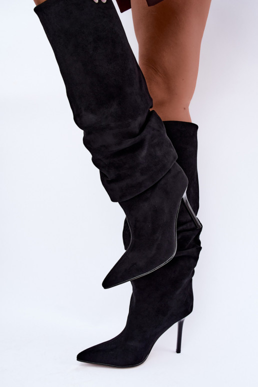 Botas pretas de cano alto com saltos finos Balira