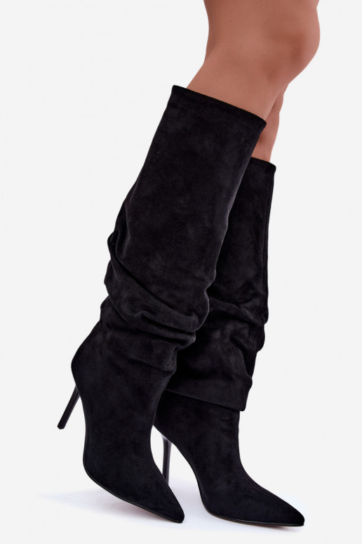 Botas pretas de cano alto com saltos finos Balira