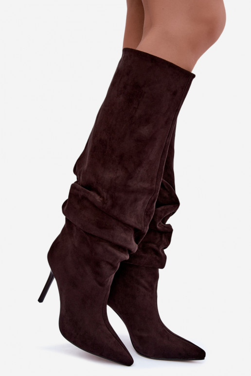 Botas de chocolate de cano alto com saltos finos Balira