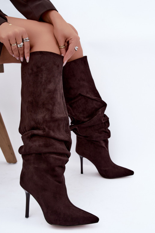 Botas de chocolate de cano alto com saltos finos Balira